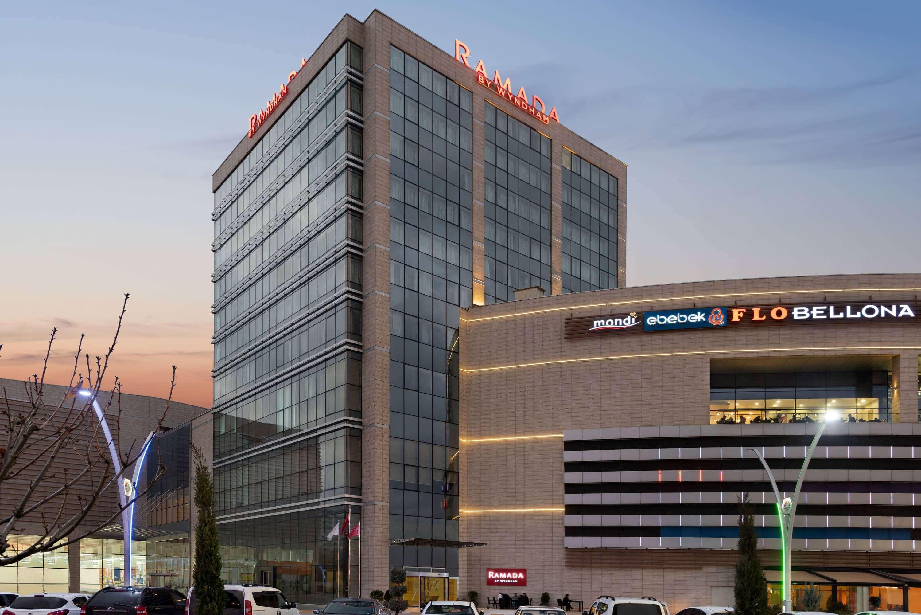 Hotel Ramada By Wyndham Diyarbakır Exterior foto